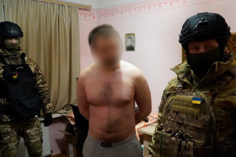 В Україні викрили 15 осіб, причетних до сексуальних злочинів стосовно дітей