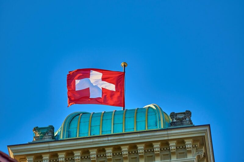 Війна з Іраном: Швейцарія призупинила експорт зброї в США