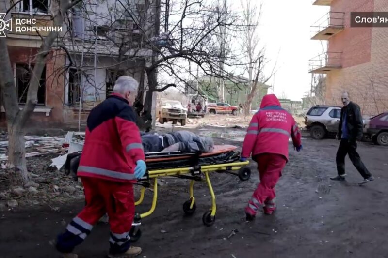 Донеччина: авіаудар по Слов’янську — 4 загиблих, 20 поранених