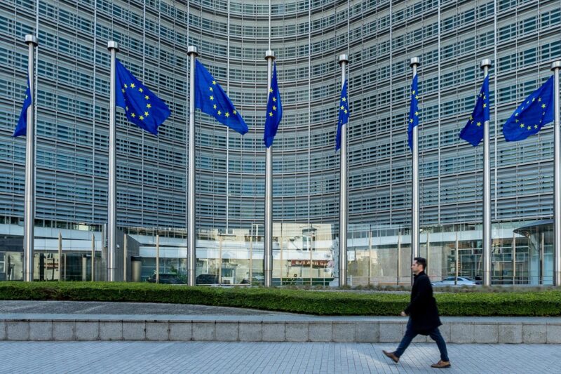 ЄК передала Раді список законів, що дозволять Києву отримати фіндопомогу