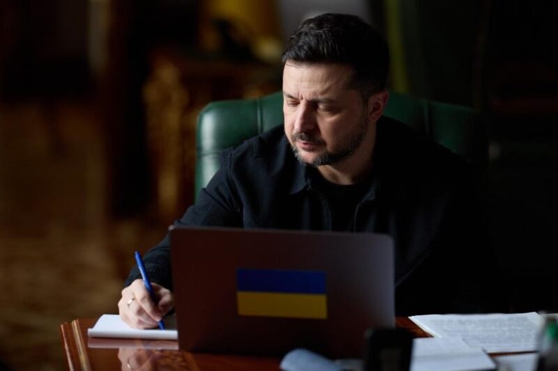 Зеленський обговорив із Мерцом мирні переговори