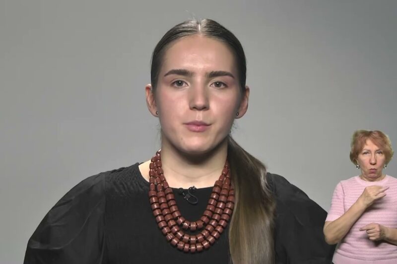 Як оцінюють іспитову роботу на рівень володіння державною мовою для виконання службових обов’язків