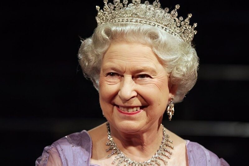 Британська родина опублікувала клятву Єлизавети II, яку вона дала у 21 рік