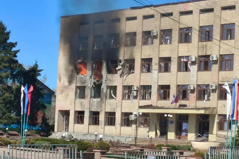 Дрони атакували адмінбудівлю окупантів у Старобільську