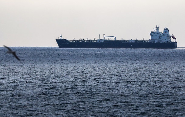 Іран заявив, що не відмовиться від контролю над Ормузькою протокою