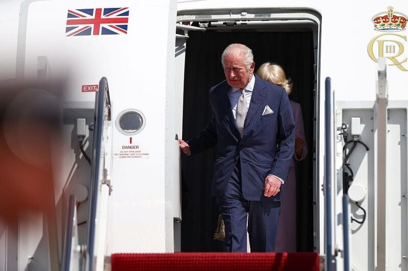 Король Британії вперше прибув у США