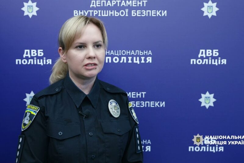 Поліція затримала подружжя юристів та працівницю райдержадміністрації на оборудках з опікунством