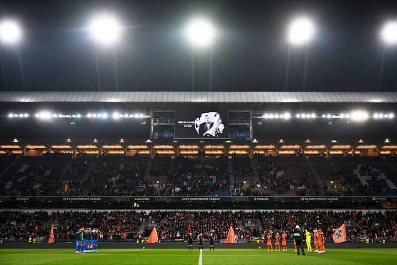 Матч Шахтаря почався з хвилини мовчання