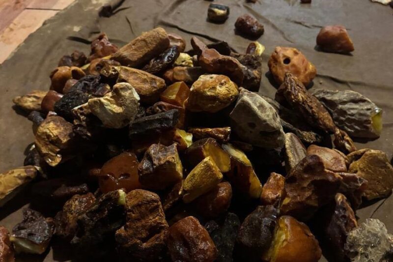 На Рівненщині ліквідували цех з обробки бурштину