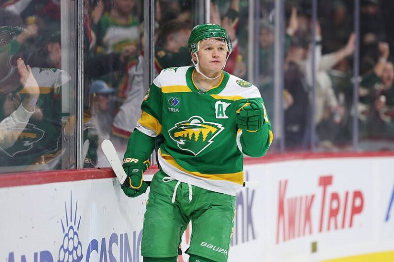 НХЛ: шість шайб від Тампи і перемога Міннесоти