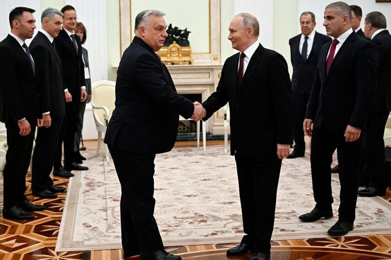 Орбан пояснив свою пропозицію бути “мишею” Путіна