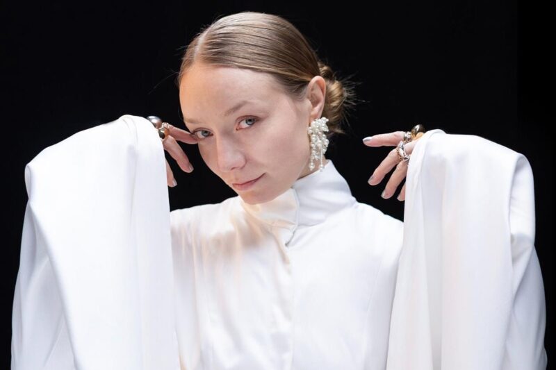 Пісню України на Євробачення-2026 переспівали російською