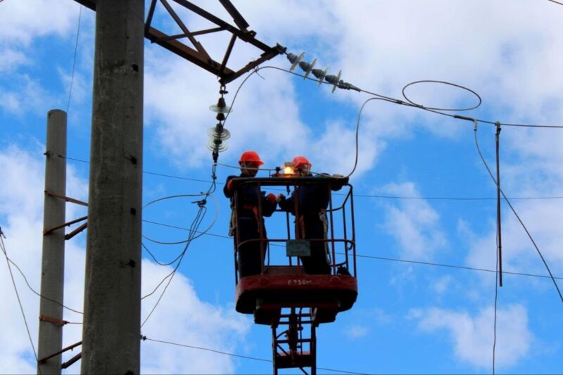 Росіяни атакували енергетику семи областей