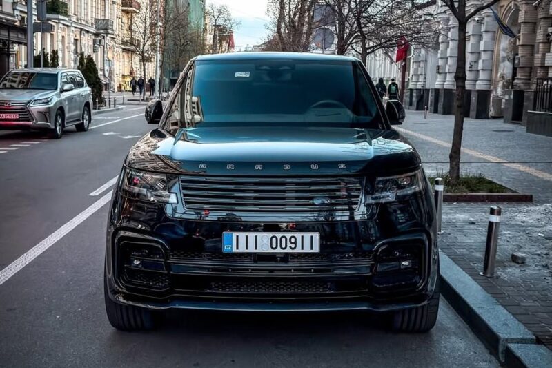 У Києві помітили 700-сильний Range Rover Brabus за понад 23 млн грн