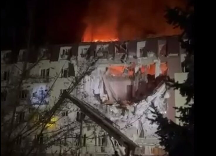 Удар по Одесі: зруйновано три поверхи, є потерпілі