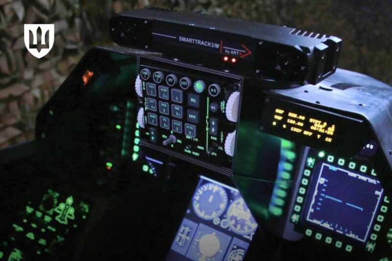 Україна отримала мобільні тренажери для підготовки пілотів F-16