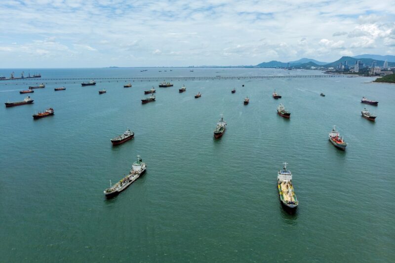 В іранському порту скупчуються нафтові танкери – ЗМІ