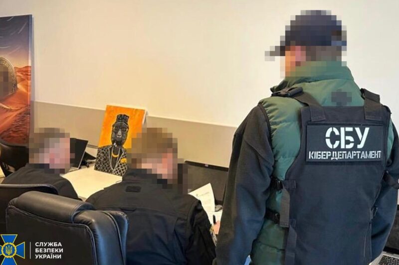 В Одесі викрили кол-центр, який щомісяця “заробляв” $100 тисяч