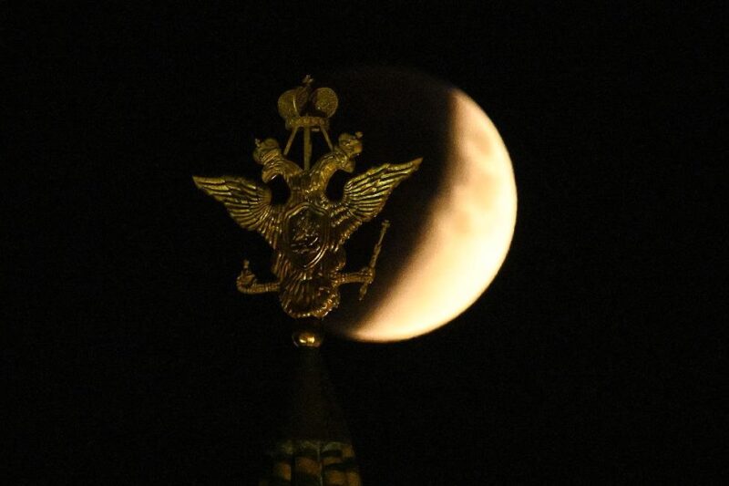 В Росії заговорили про “суверенні території” на Місяці