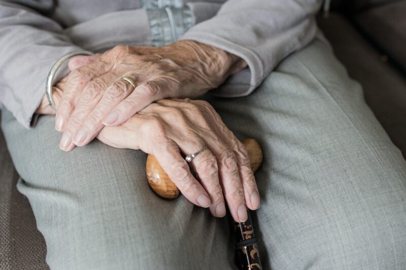 Відкладене життя: про що справді шкодують люди на порозі смерті