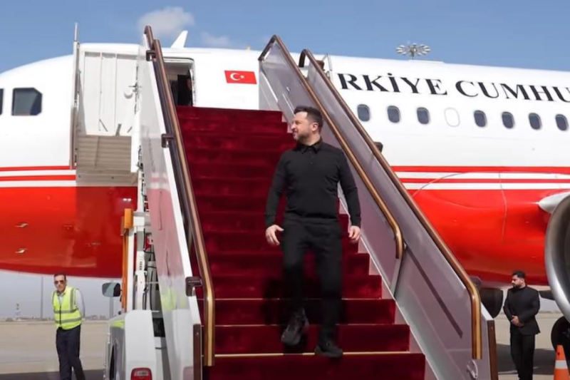 Зеленський прибув з візитом до Сирії