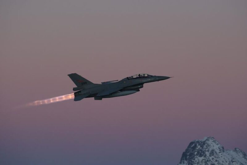 Жоден з норвезьких F-16 так і не передали Україні – ЗМІ