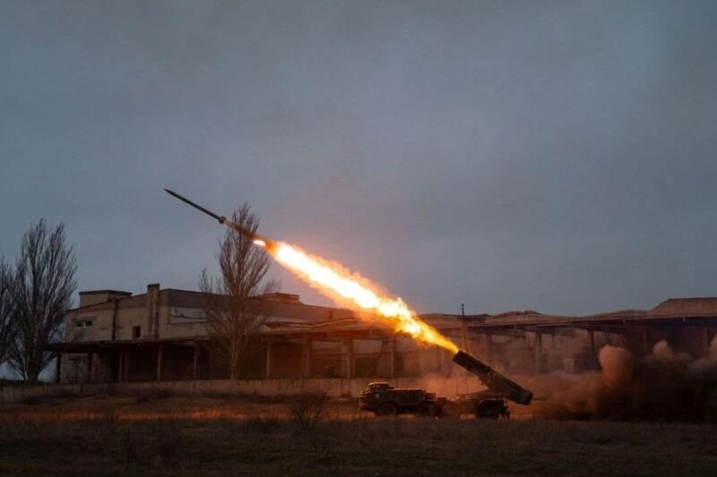 ЗСУ ведуть бої на 10 напрямках – Генштаб