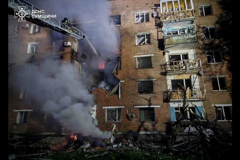 На Сумщині ворог наніс удари по житловому сектору