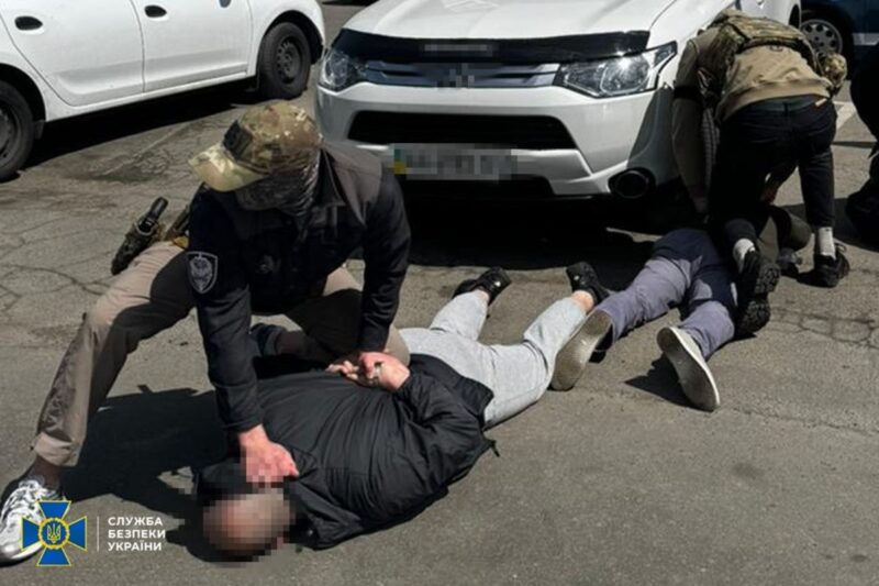 “Благодійників” викрили на схемі для ухилянтів