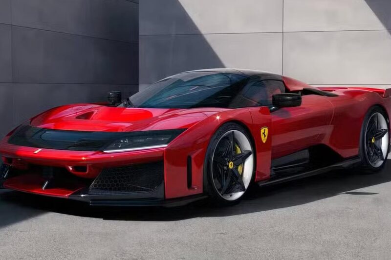 Ferrari зареєструвала одразу десять нових назв для майбутніх моделей