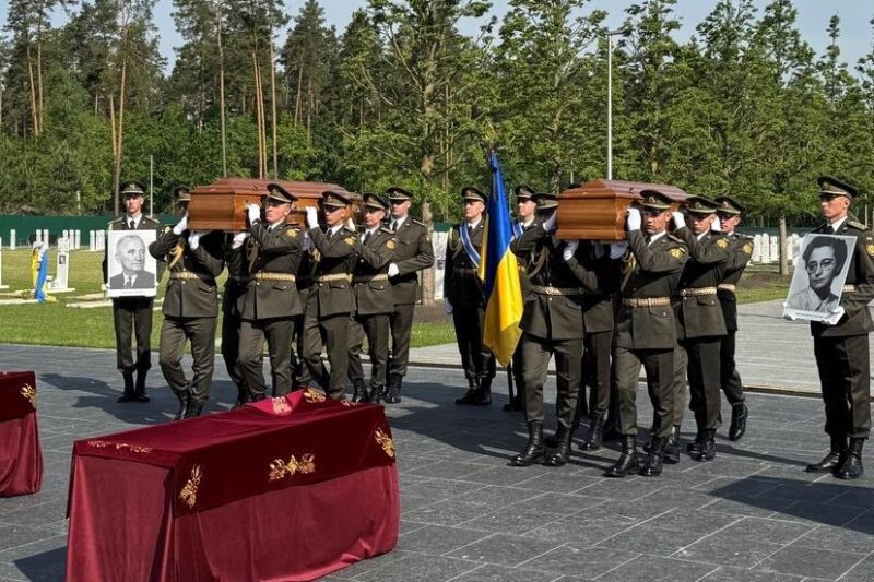 Голову ОУН Мельника перепоховали в Україні