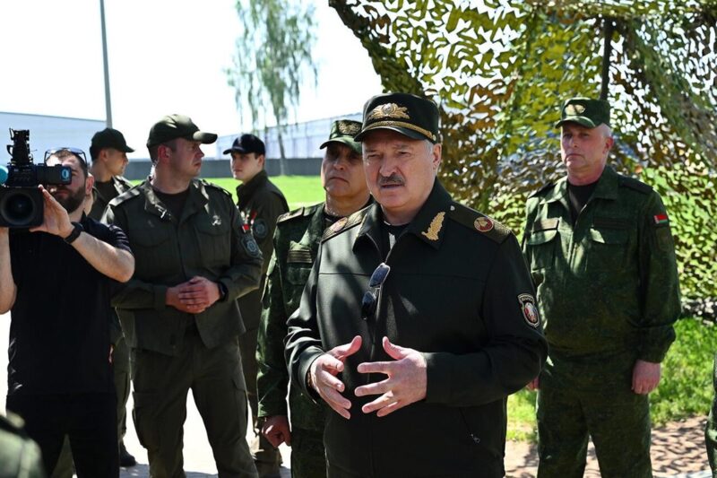 Лукашенко заявив про готовність приїхати в Україну
