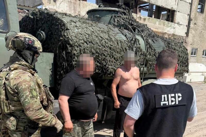 На Хмельниччині посадовець військової частини продав 17 тонн дизпального