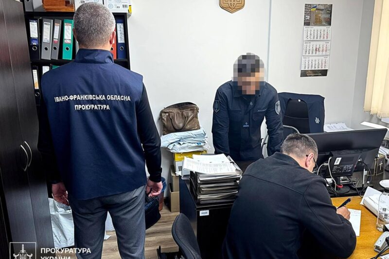 На Прикарпатті топ-правоохоронець “погорів” на хабарі