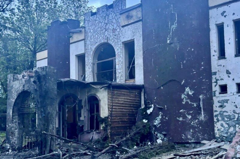 Росіяни атакували Дніпро: пошкоджено релігійну установу