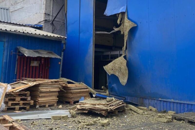 Росіяни вдарили по підприємству в Богодухові, є поранені