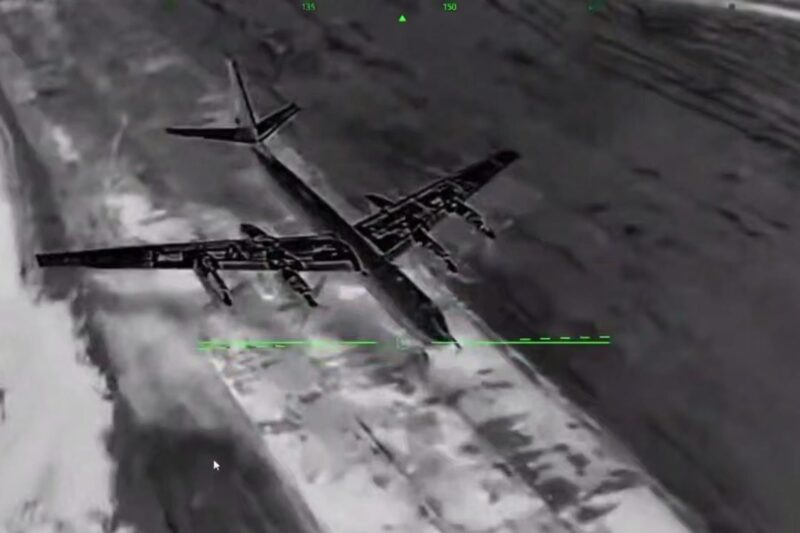 СБС знищили Іскандер і два Ту-142 у Таганрозі
