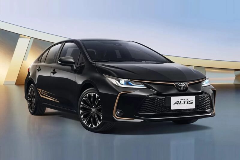 Toyota Corolla отримала ювілейні версії до 60-річчя моделі