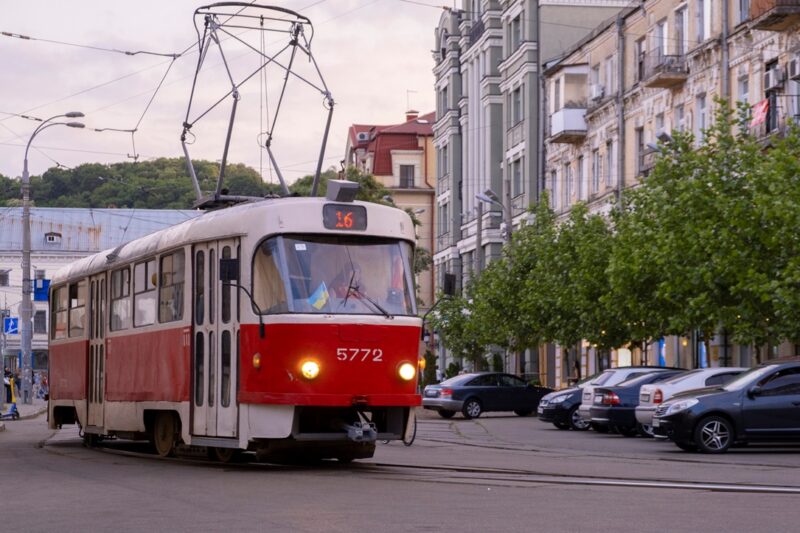 У Києві тарифи на проїзд підвищать у чотири рази
