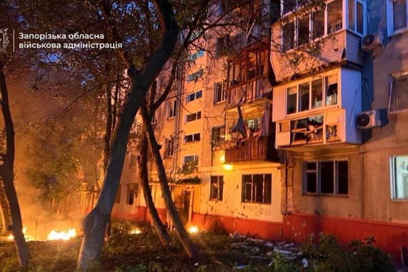 У Запоріжжі через атаку БПЛА горіла п&rsquo;ятиповерхівка