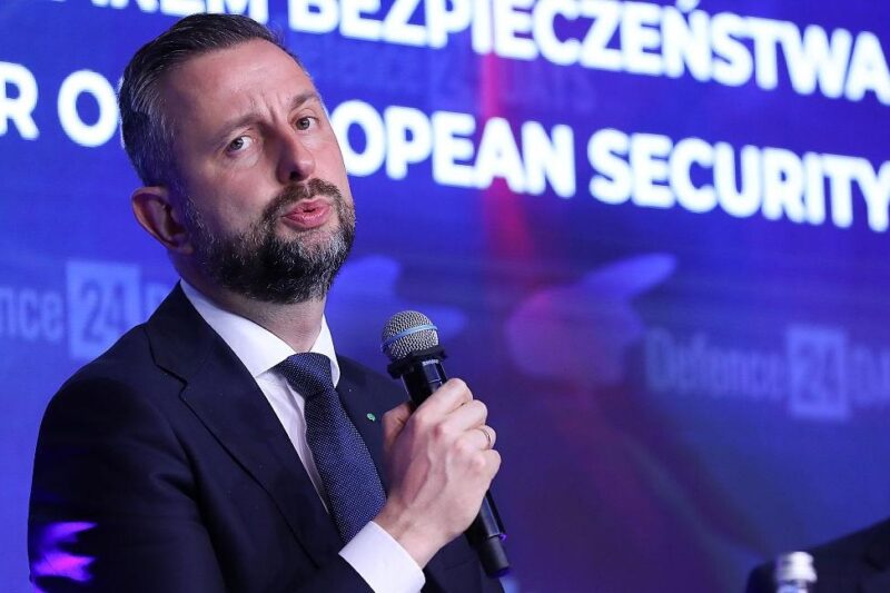 В Польщі відреагували на “скасування передислокації” військових США