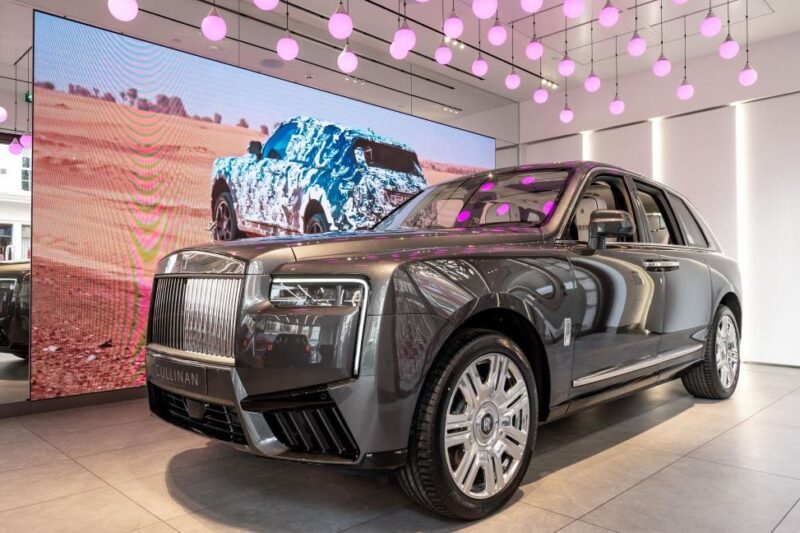 В РФ купили рекордну кількість Rolls-Royce з 2022 року
