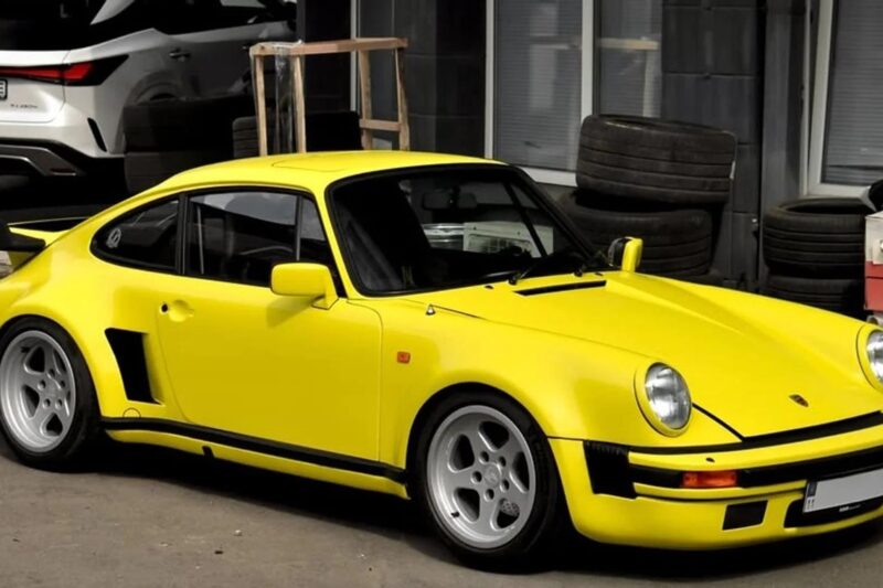 В Україні помітил рідкісний заряджений Porsche RUF 80-х