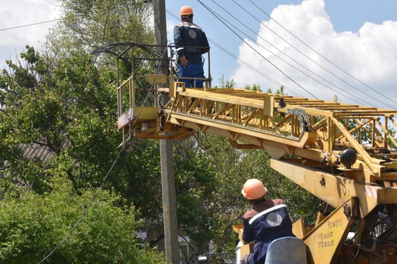 Відключення світла у дев’яти областях – Укренерго