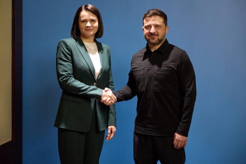 Зеленський провів зустріч із Тихановською в Києві