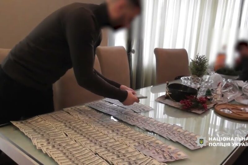Судитимуть трьох волинян, які торгували липовими водійськими посвідченнями та документами на авто