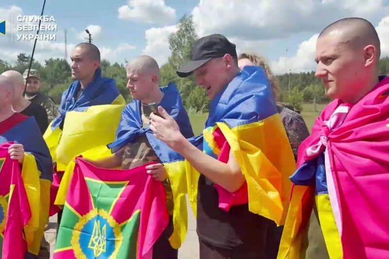 СБУ показала ексклюзивне відео з обміну полоненими 5 червня