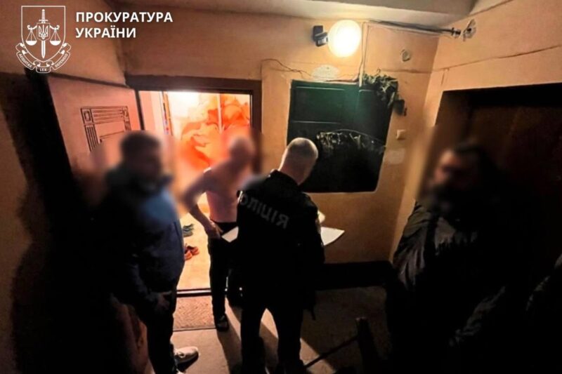На Прикарпатті затримали чоловіка за сексуальне насильство над дітьми