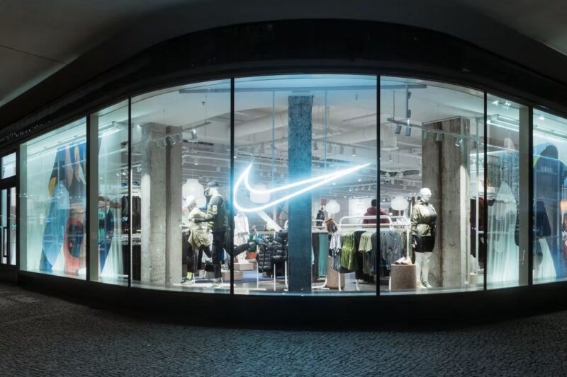 Nike потрапив у скандал через співпрацю з російським дизайнером