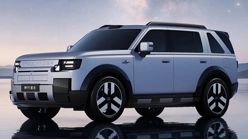 Новий Freelander показали на офіційних фото